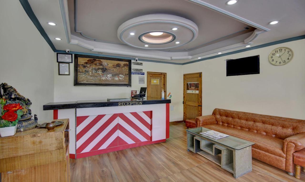 Chichoga Holiday Inn Manali  Bagian luar foto