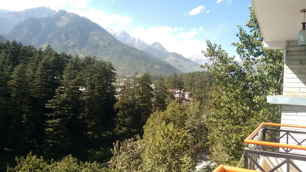 Chichoga Holiday Inn Manali  Bagian luar foto